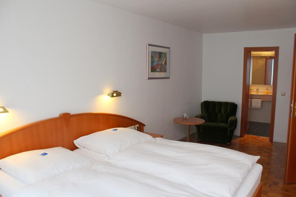 Hotel Sonne Leinfelden-Echterdingen Bilik gambar